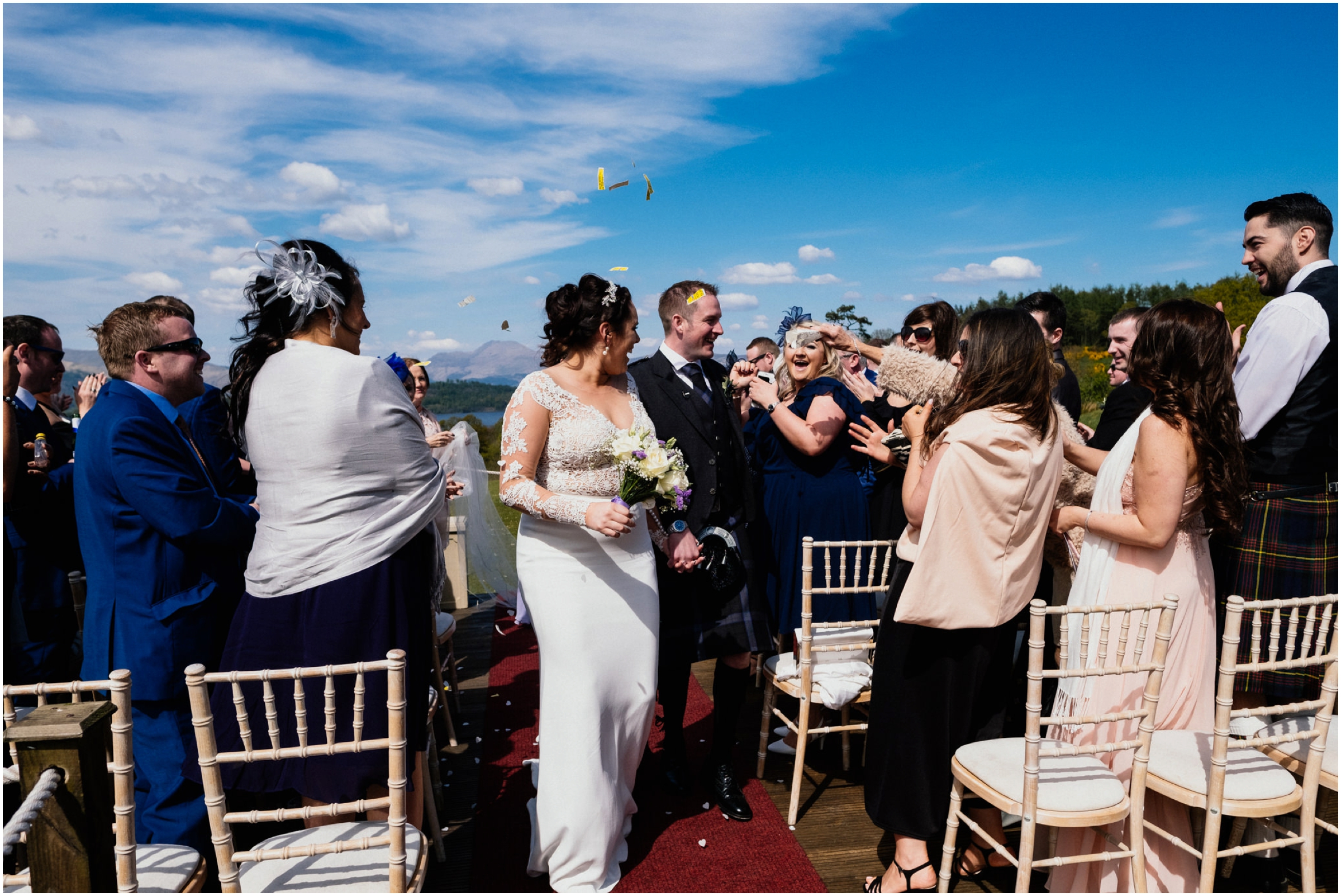 Scottish Summer Lochside Wedding_Boturich Castle_Euan Robertson Photography_013_WEB.jpg