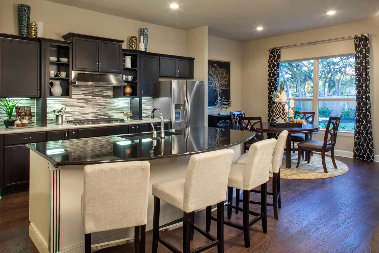 Kitchen--Grand-Haven-Pearson-Place7020--Guilded-Tranquility-(3).jpg