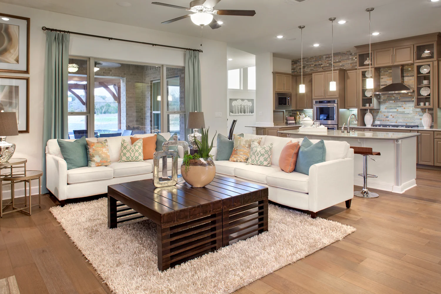 Grand-Haven-Abrantes--Living-Room.jpg