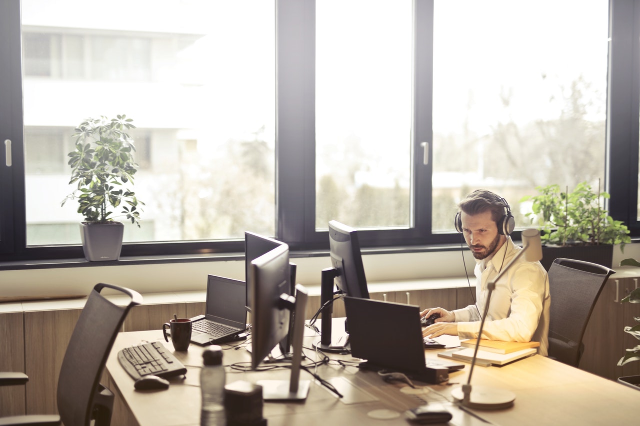CiGen-RPA-Why-Robotic-Process-Automation-is-Right-for-Small-Medium-Businesses.jpeg