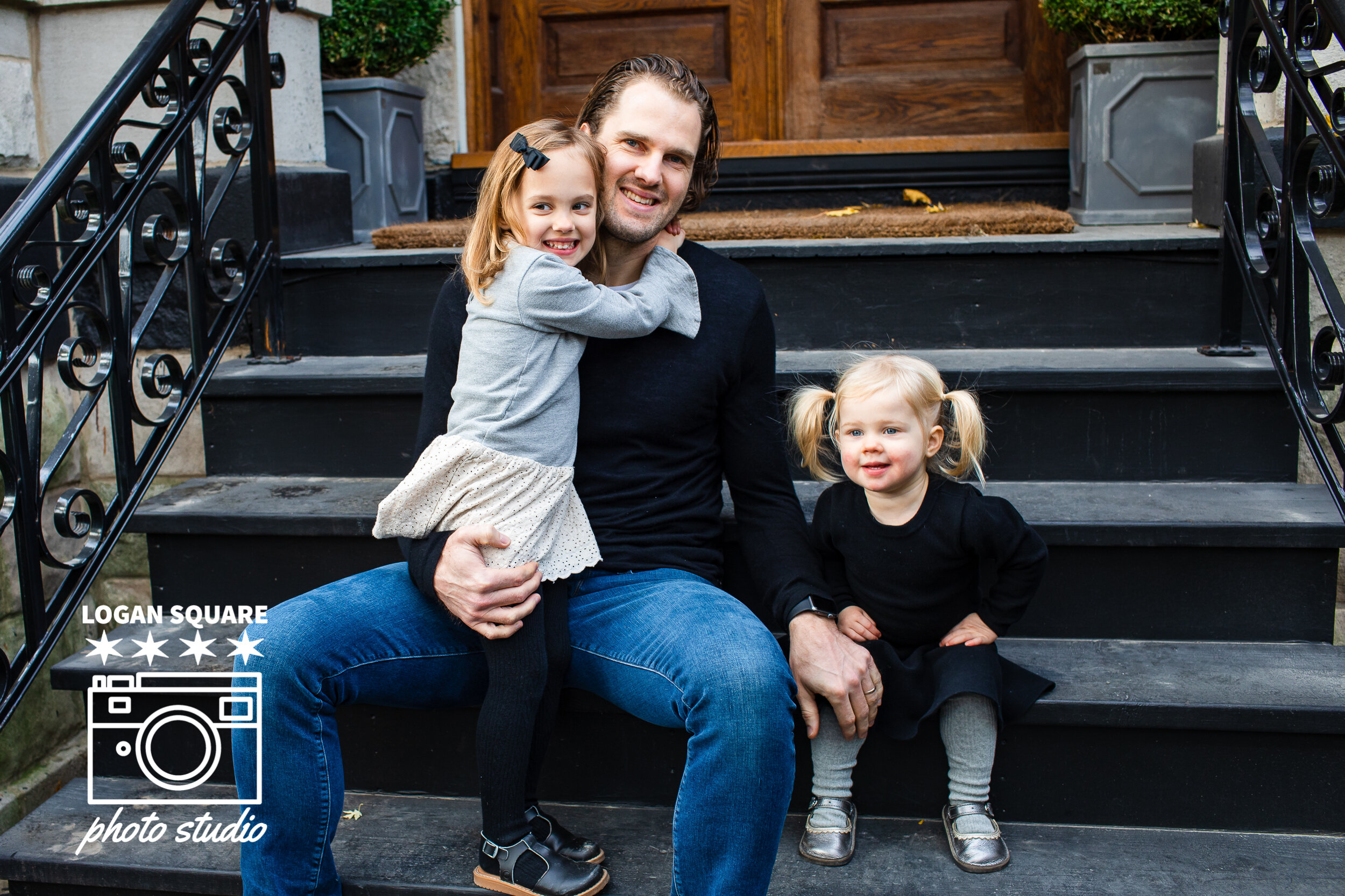 Neighborhood Family Sessions!  Mother's Day Promotion