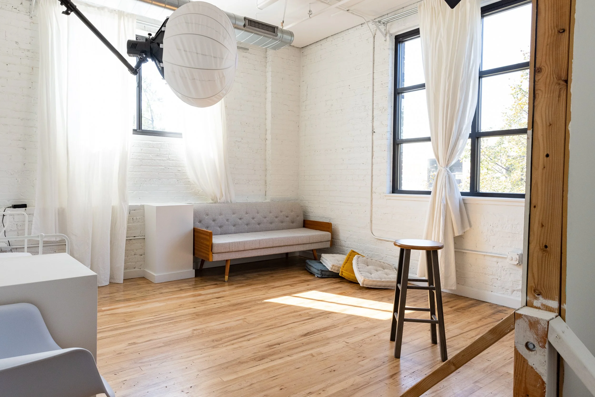 Family Photos: What to Know Before Booking