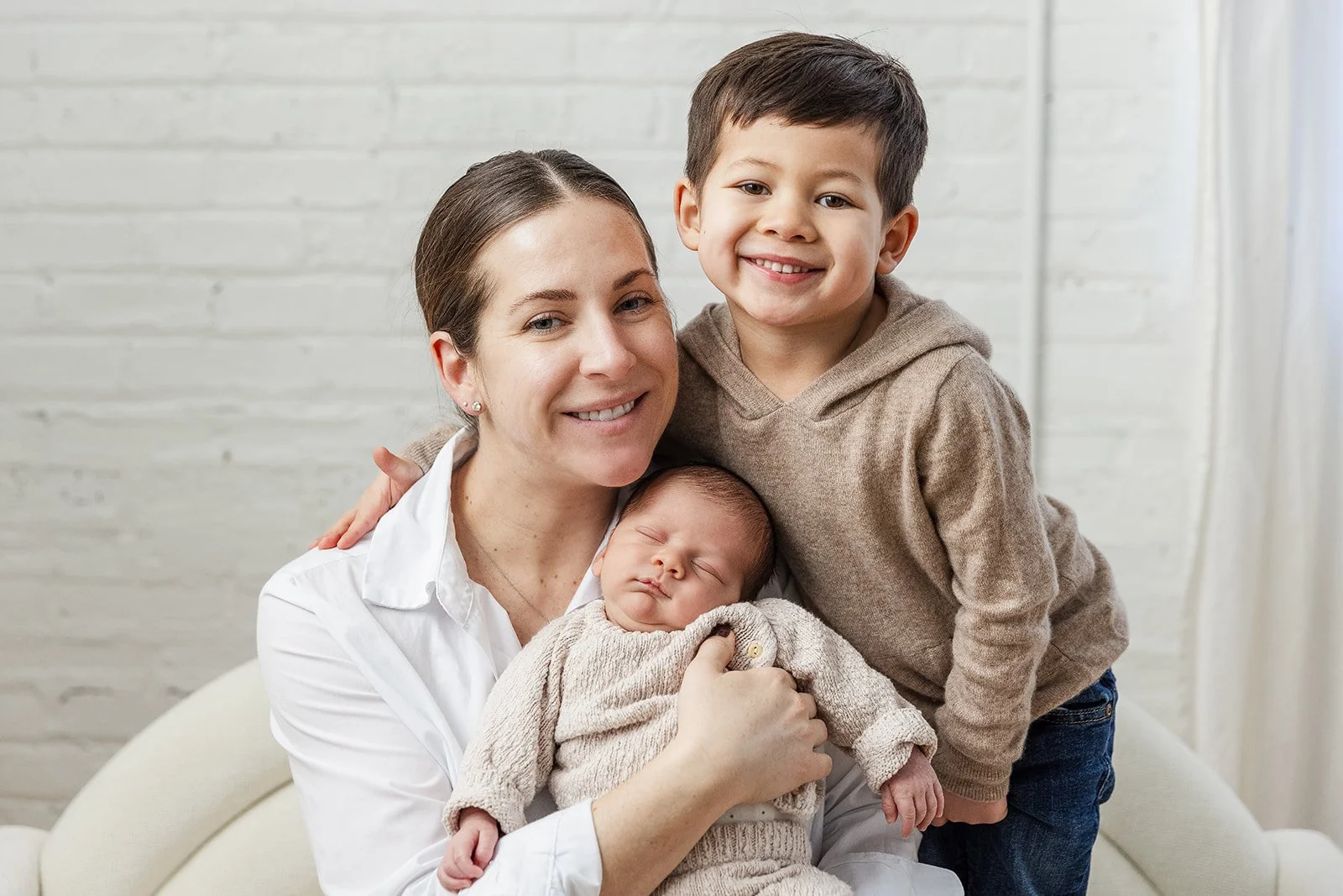 Posing Tips for Your Family Photo Session