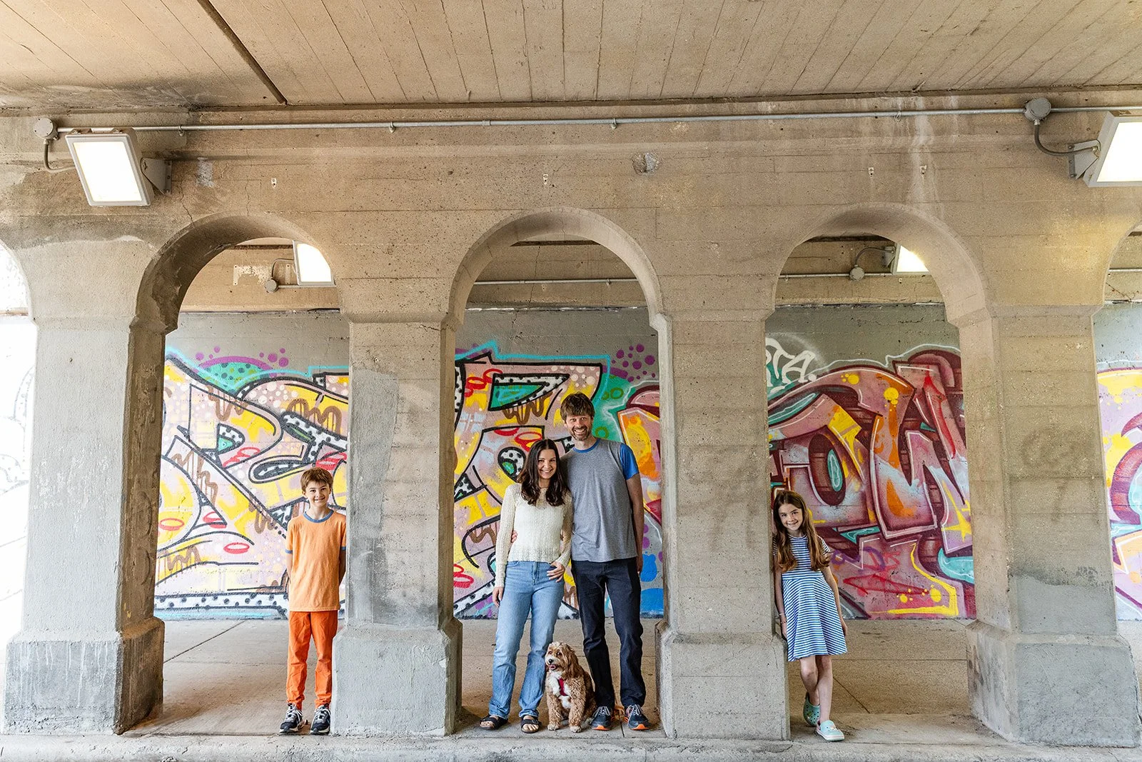 Family walking together along the 606 trail in Chicago for outdoor photos