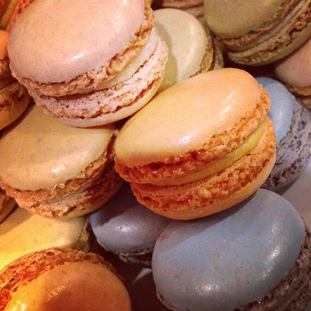 Maca-SWOON πππ
.
.
.
#designinspo #designinspiration #color #colorpalette #colorinspiration #design #sweettreats #bakery