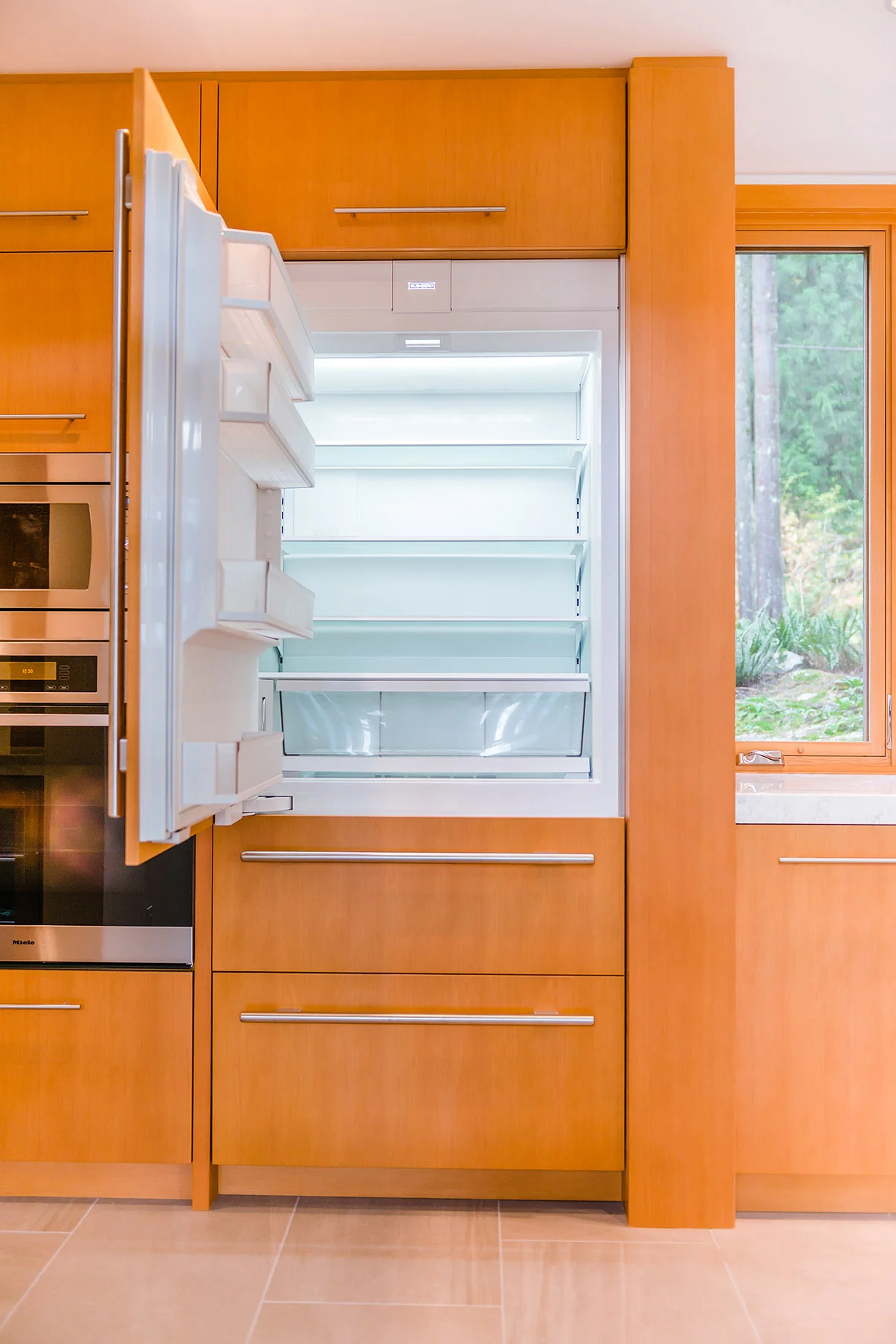 Mike Anderson Furniture Shoot 2 North Van-0175.jpg