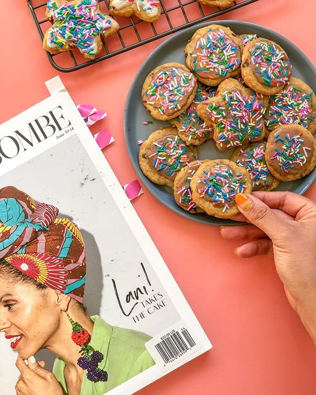 For this week&rsquo;s #fuckitletsbake challenge, the theme was alternative flours and I immediately turned to one of my fav gluten-free bakers in NYC - @lanihalliday ❤️ She shared her recipe for her famous Miso Chocolate Chip Cookies With Hazelnuts a