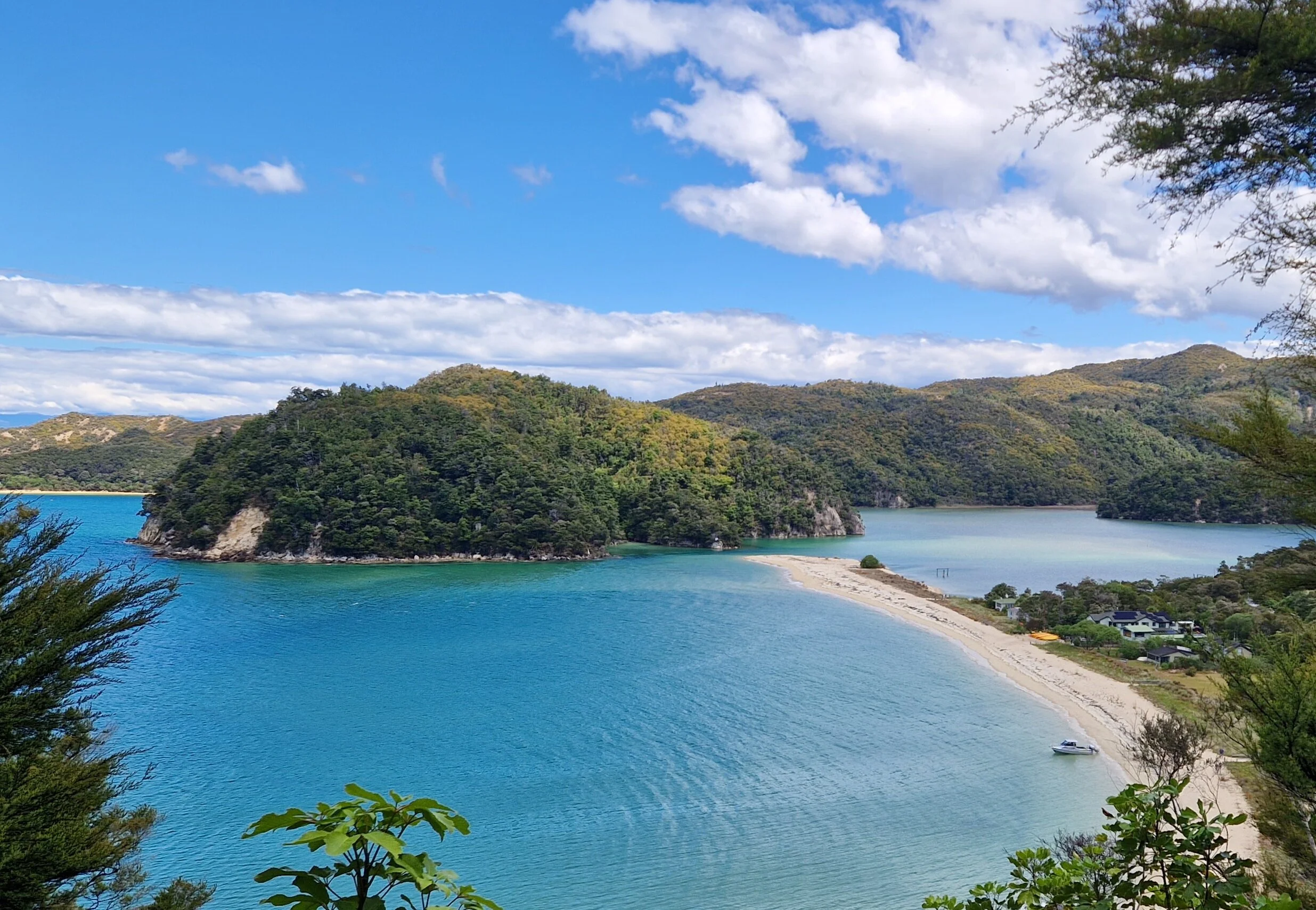 torrent-bay-abel-tasman-national-park.jpg