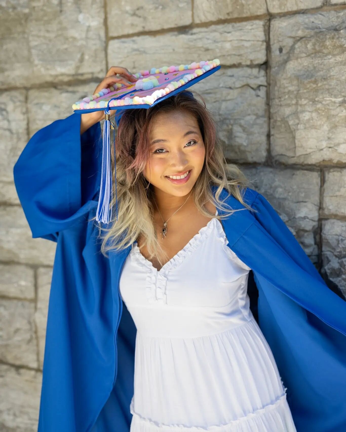 A little late on posting, but catching up with all recent work. 😅 

Senior photoshoot with @it_smewiee 🎉 Congrats!