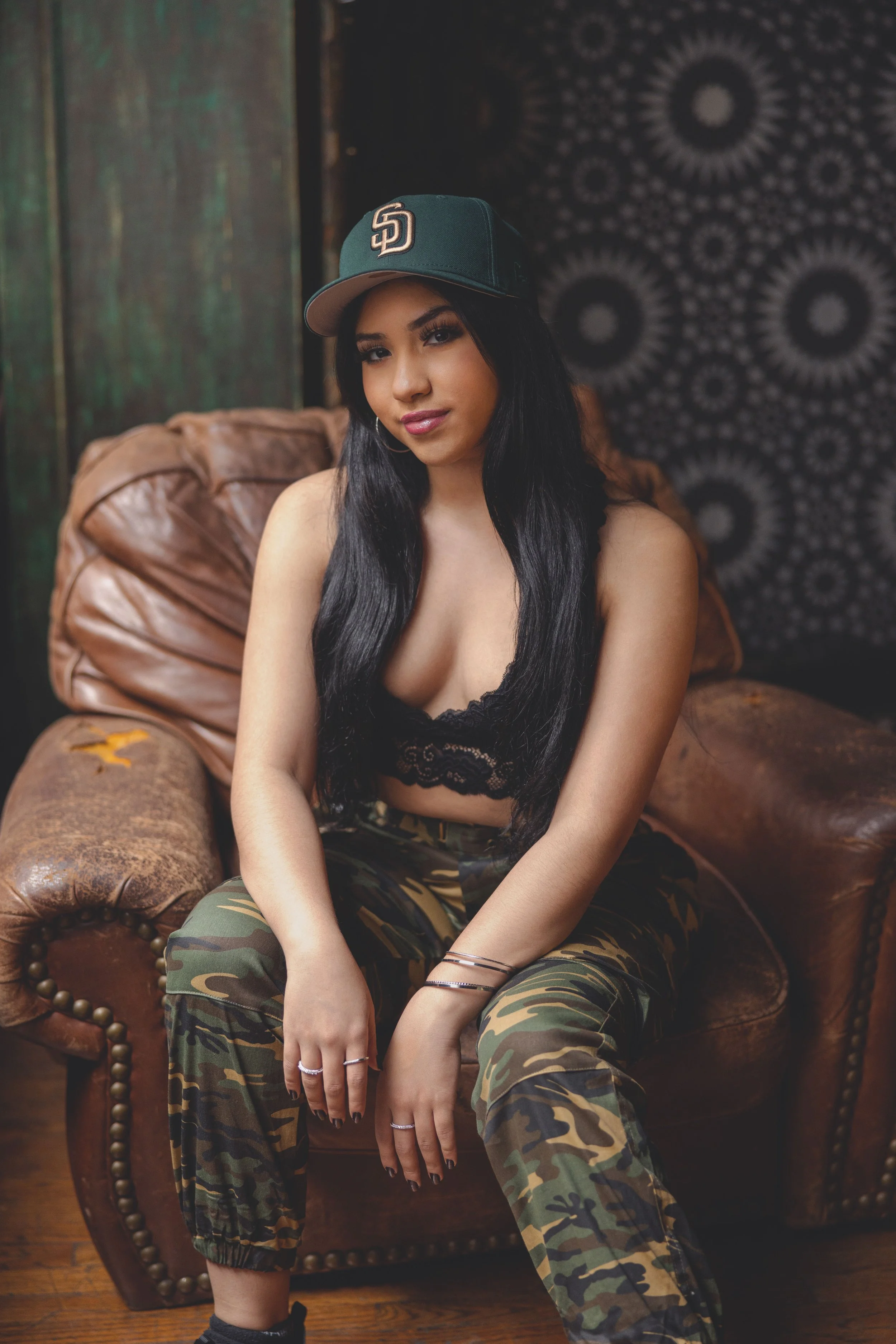 Shirley (11)-2.JPG