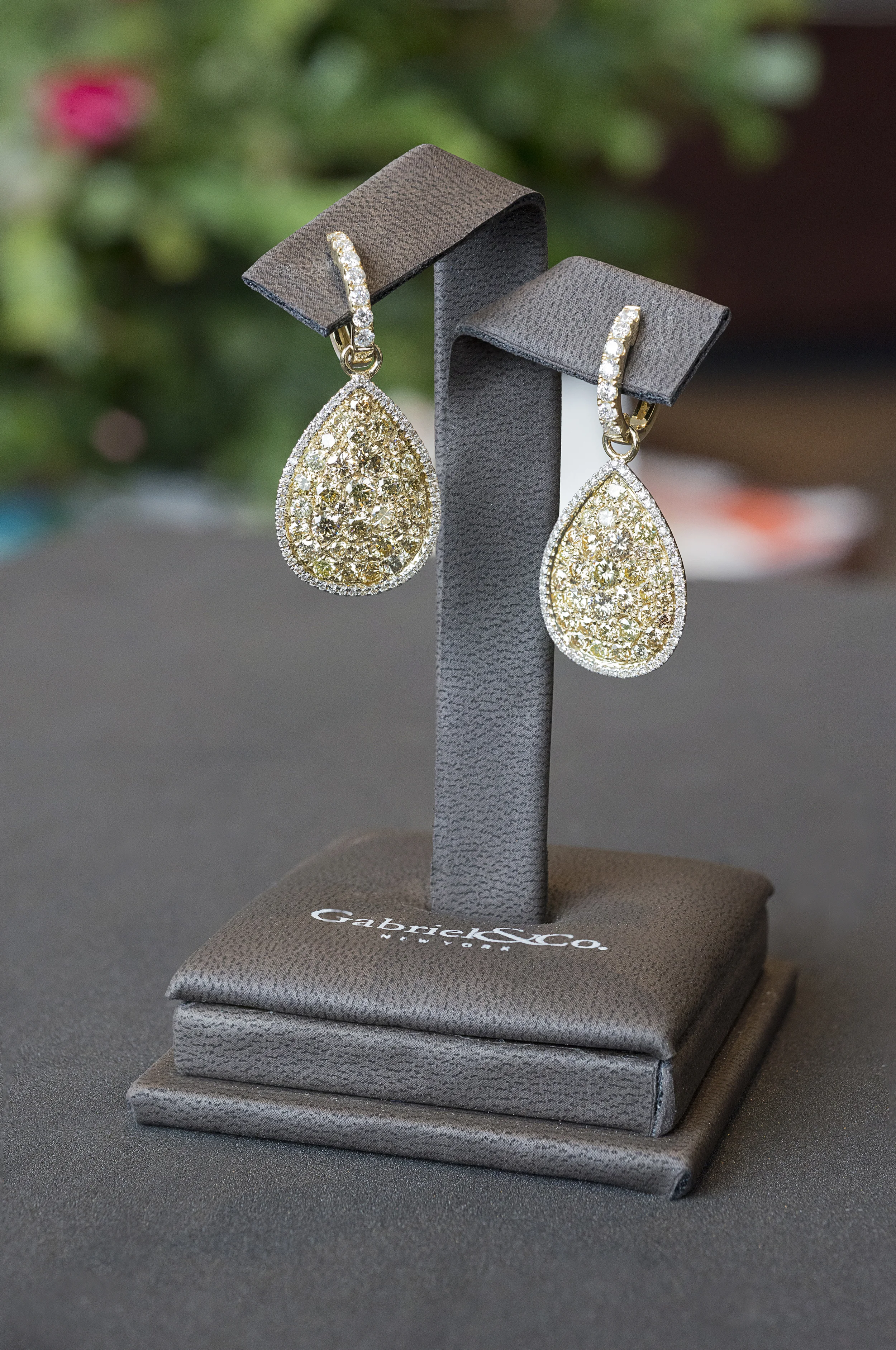 Aspire.MalloveJewelers02.021215.jpg