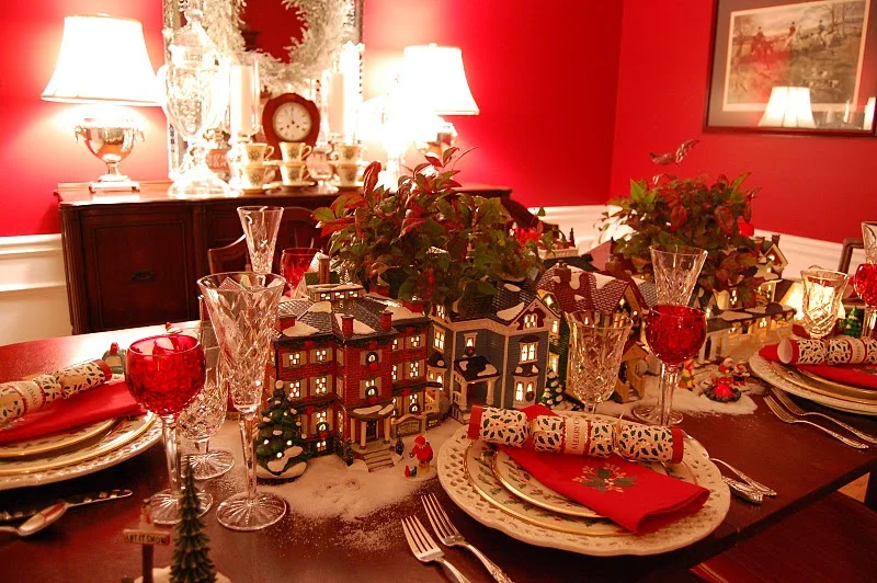 holiday-table-tablescapes-love_156095.jpg