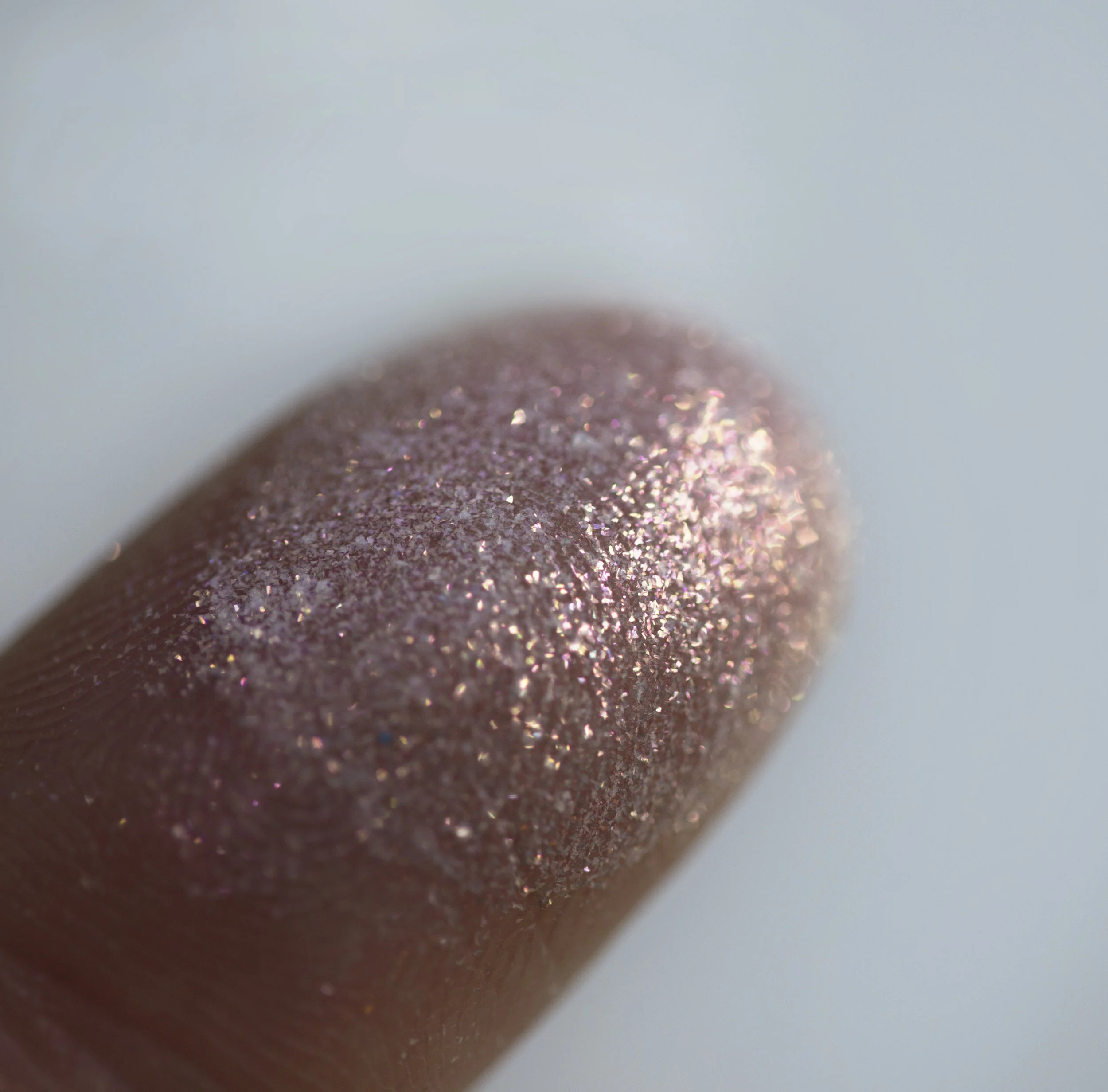 MAC glitter (reflects red)