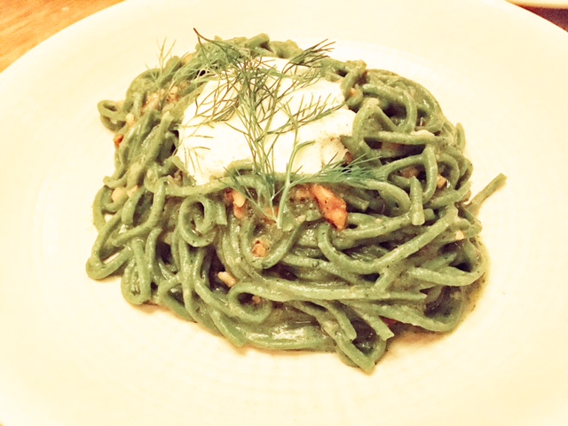 Green spaghetti, walnut, fennel, ricotta