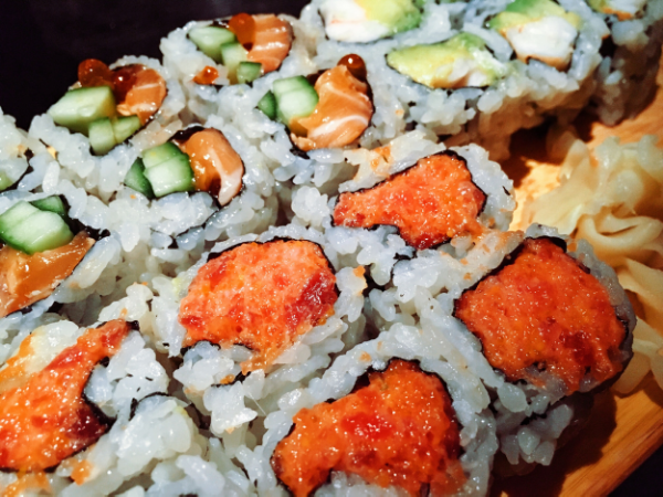 Spicy tuna (front), salmon avocado (back), california roll (right) 