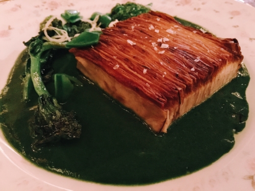 Trumpet royale mushroom millefeuille, green curry and pea leaves