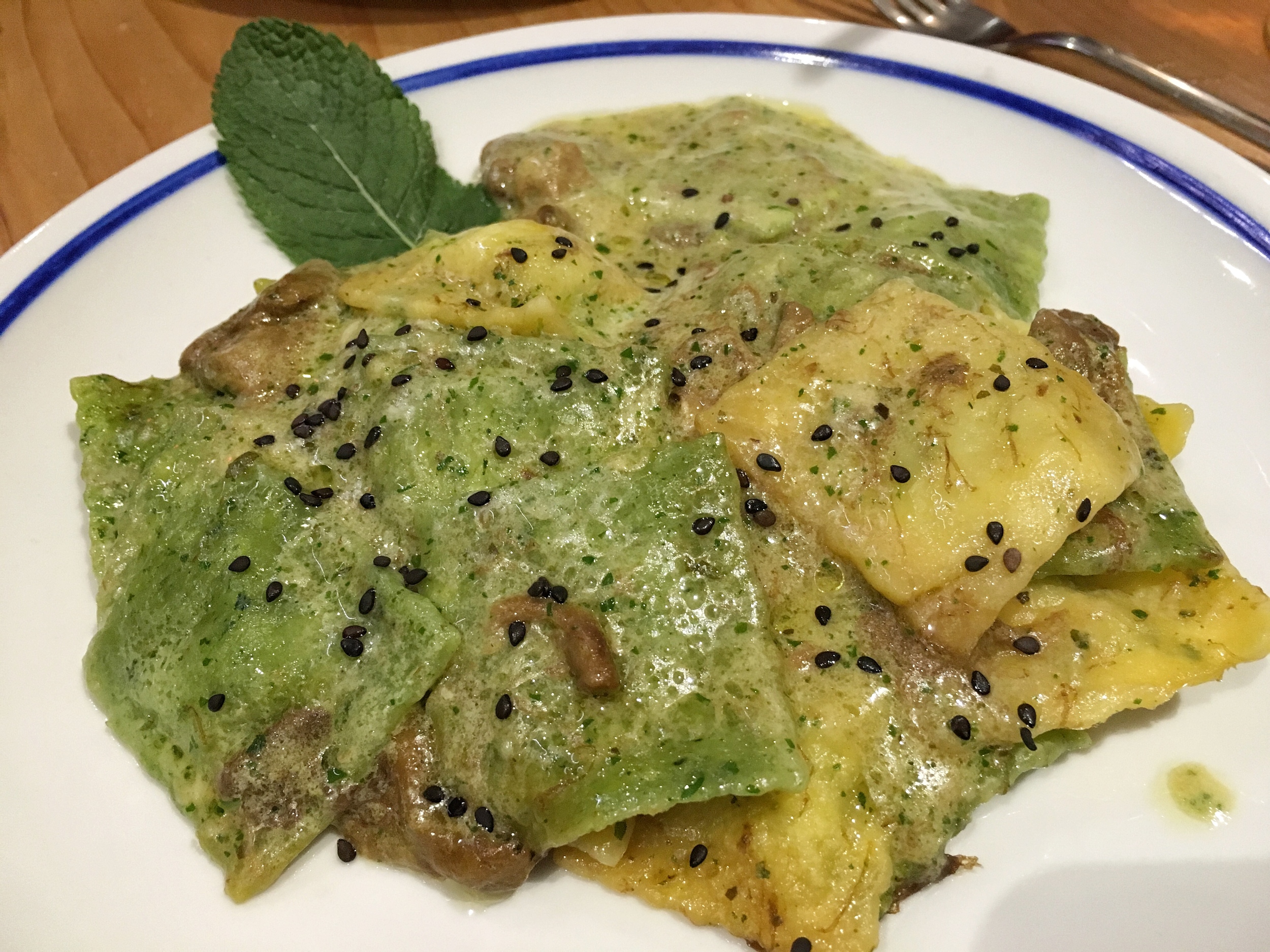 Ravioli with sesame and porcini (mushrooms)