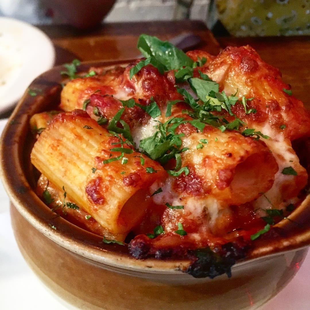 Baked penne ziti PC: @monalanomnom