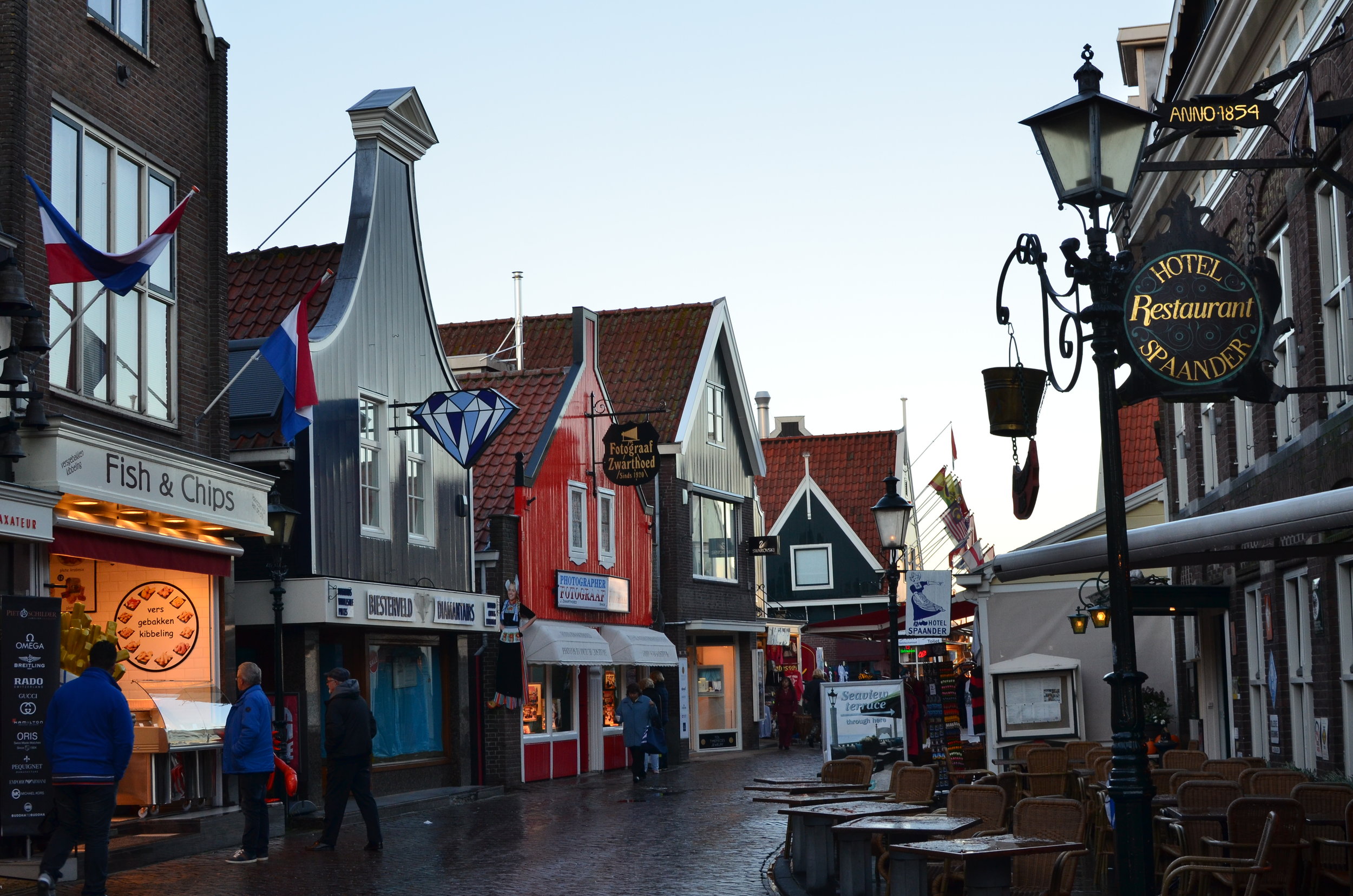 The cute town of Volendam by the water