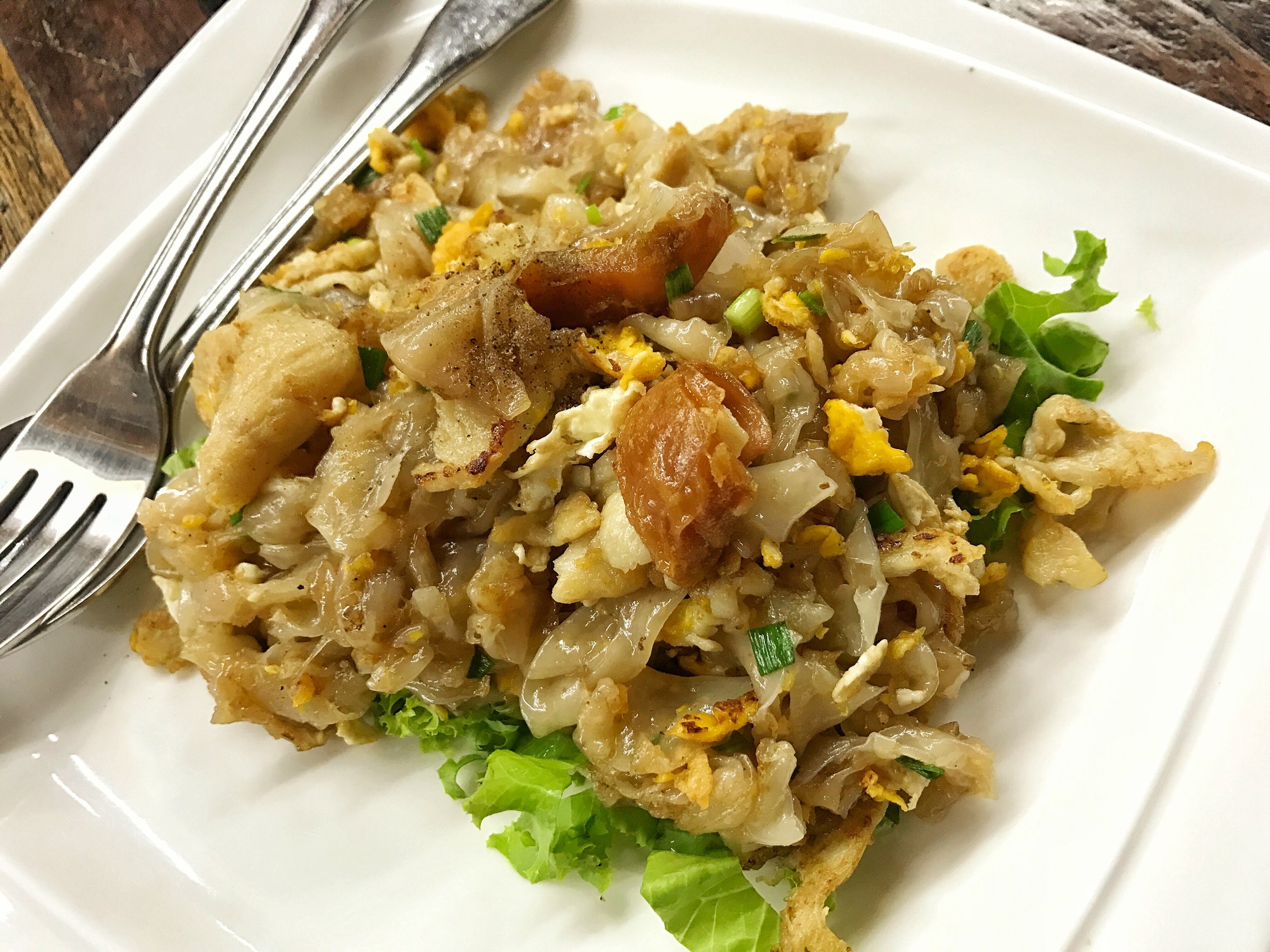 Chicken pad thai