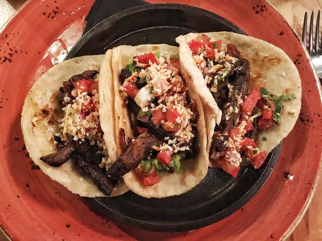 Carne asada tacos