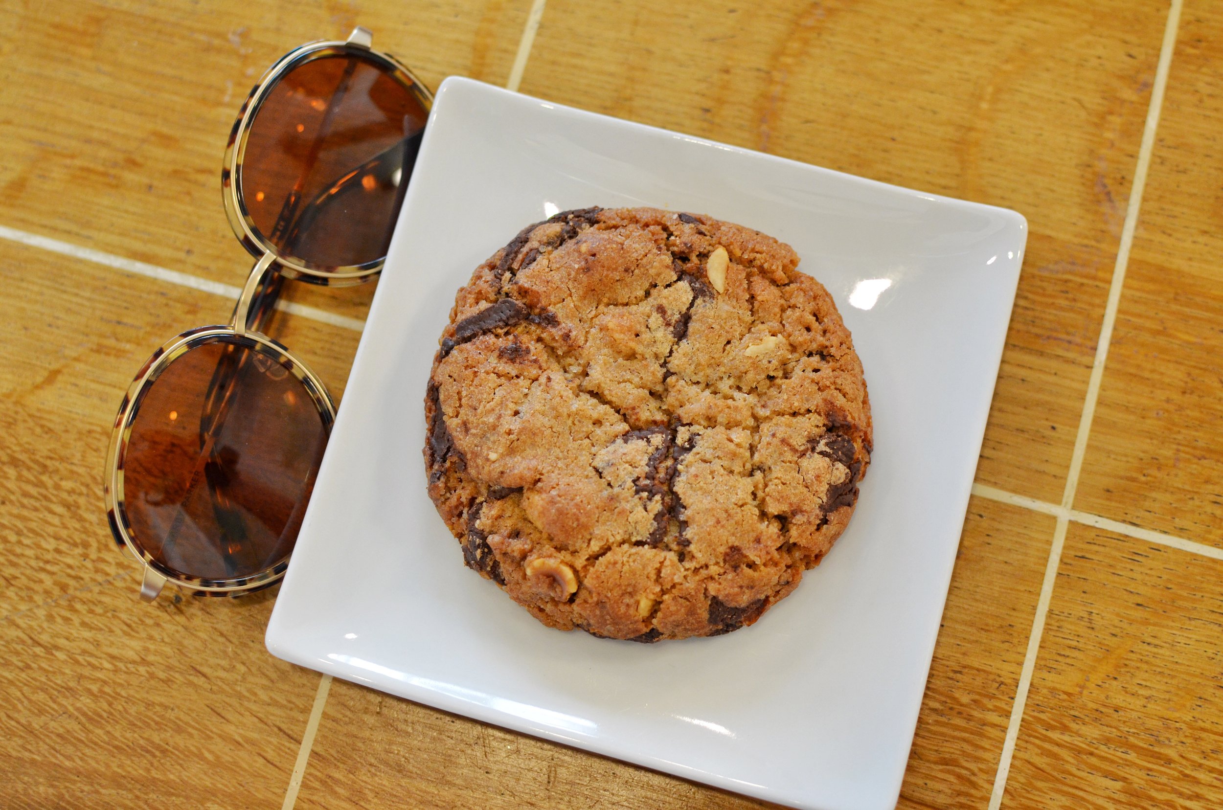 Chocolate walnut cookie- This cookie had the perfect amount of sweetness to saltiness (due to the nuts) which I loved since it was the first thing I ate that morning.
