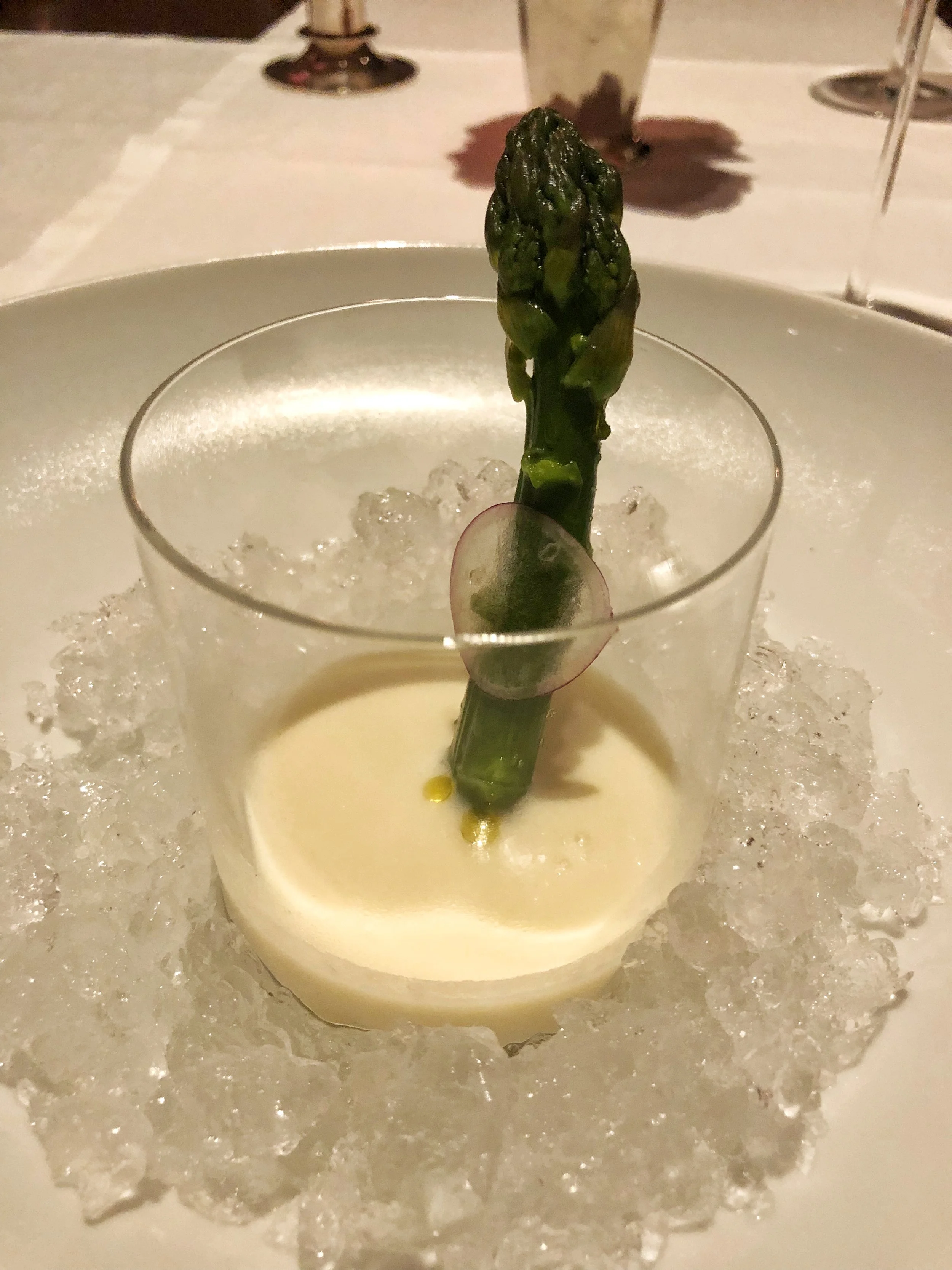Chilled kohlrabi veloute, radish, green asparagus