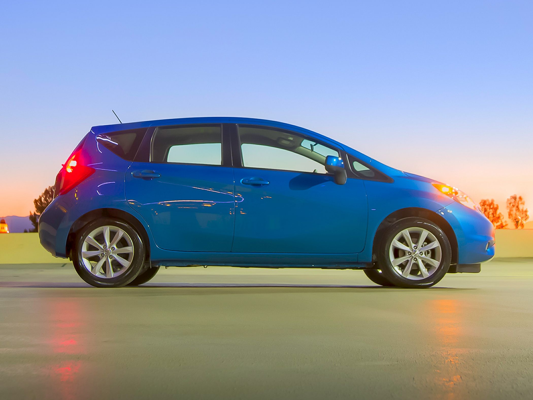 2016 Nissan Versa Note SV Blue.jpeg