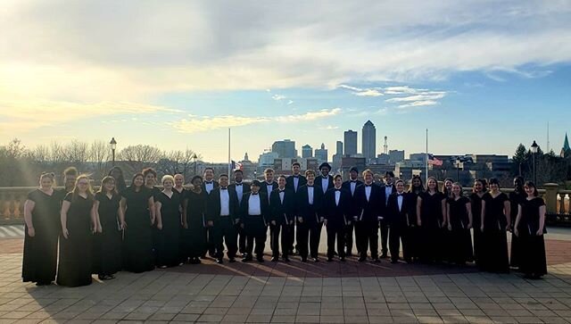 .@lhsrails Chamber Choir concludes their annual winter tour. Des Moines should be proud of this amazing group of students!