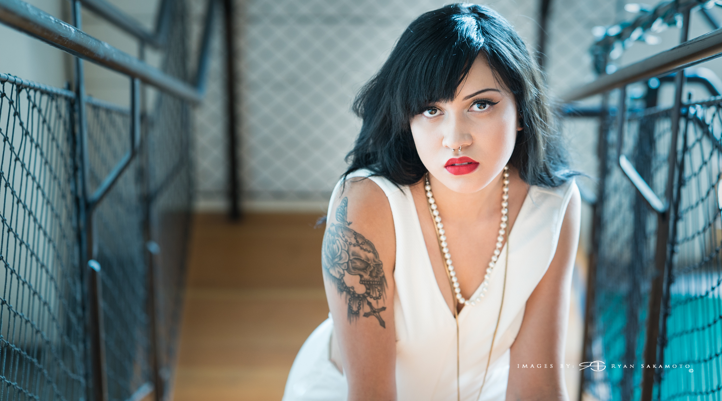 Sony A7S II | 1/40 sec | f/2.8 |ISO 500 Zeiss Batis 85mm f/1.8, hand held Model Lei M.