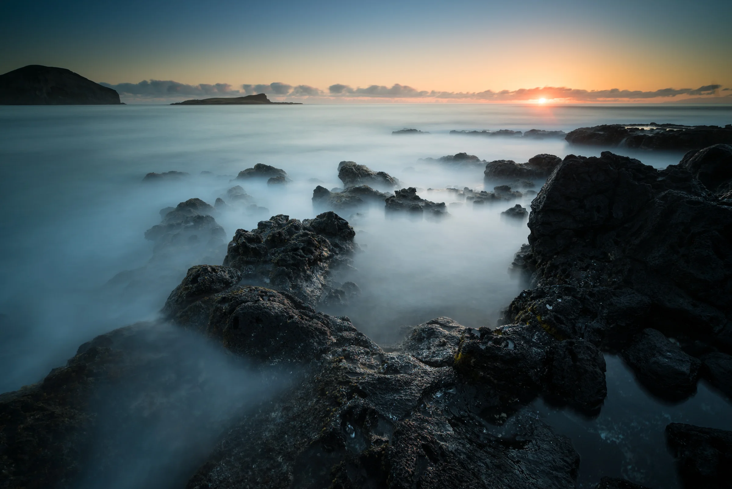 Sunrise at Makapuu Beach Park Oahu, Hawaii Stacked Lee Big Stopper & 3 stop hard grad to darken sky Sony A7S II / 121 sec. / f/8 / ISO 100 Edited in Lightroom CC 2015 Copyright 2016 Ryan Sakamoto, All rights reserved