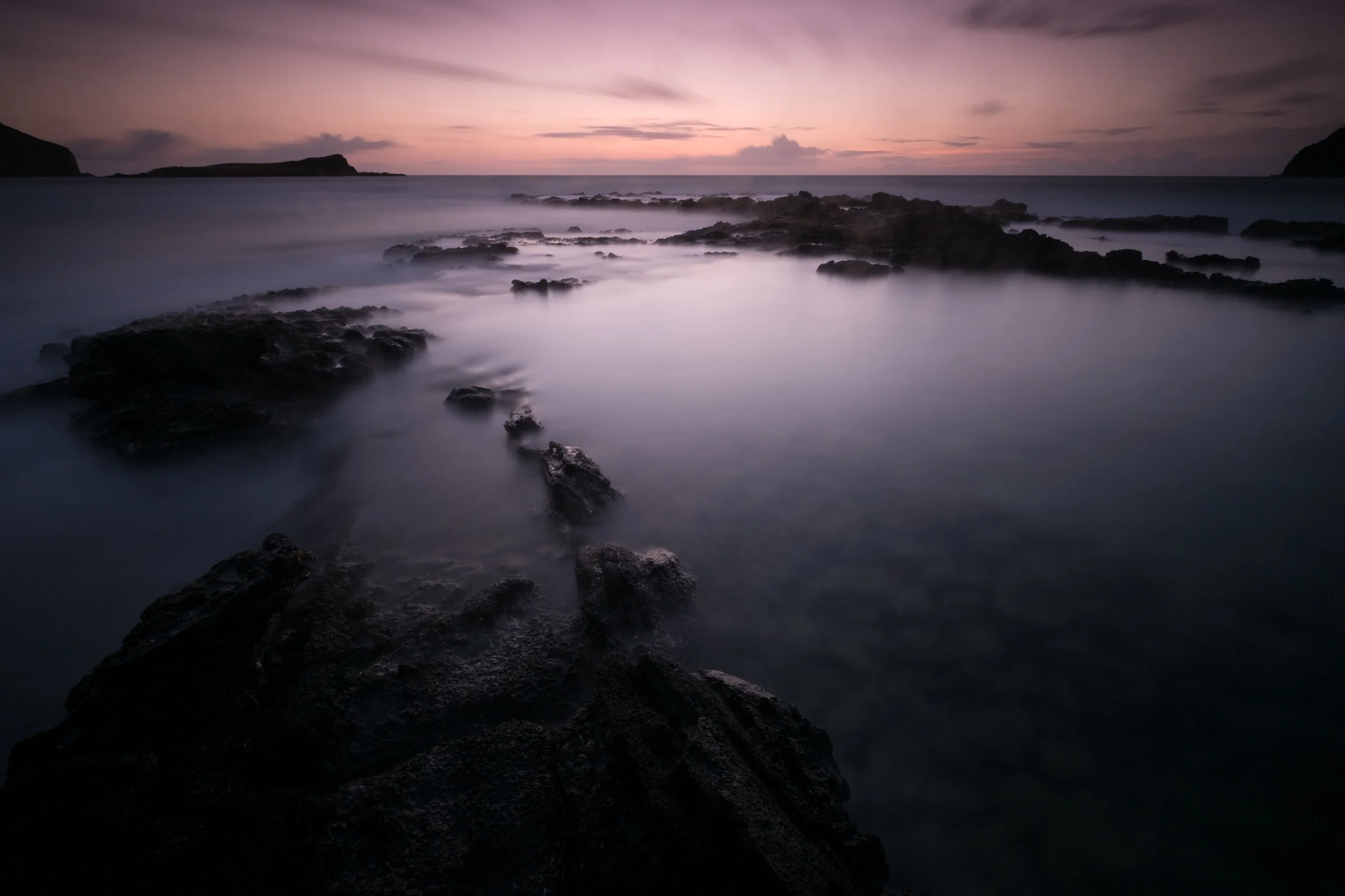 It's not very noticeable in this web size image but there is a very large amount of noise in the shadows & mid tones. 180 sec exposure, f/8, ISO 200, , Fujinon 10-24mm f/4, taken at 5:38am about 20 minutes before sunrise.