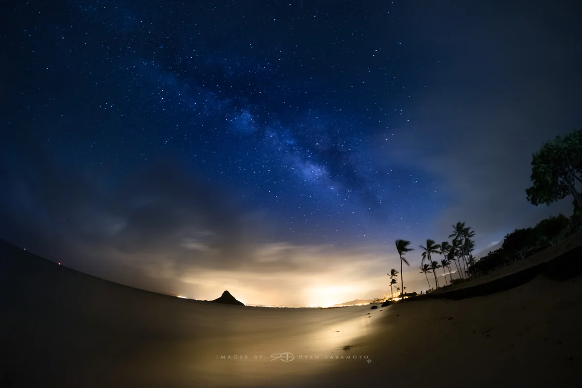 Milky Way from Kualoa Beach Park, Hawaii Fuji XT2 | 60 sec. | f/2.8 | ISO 640 | Rokinon 8mm F2.8 UMC Fisheye II Edited in Lightroom & Photoshop CC 2017 Copyright 2017 Ryan Sakamoto, All rights reserved