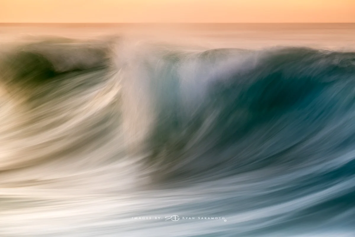 Sunrise at Sandy Beach, Honolulu, Hawaii Fuji XT2 | 1/4 sec. | f/7.1 | ISO 125 | Fujinon XF100-400mm f/4.5-5.6 R LM OIS WR Edited in Lightroom CC Copyright 2017 Ryan Sakamoto, All rights reserved