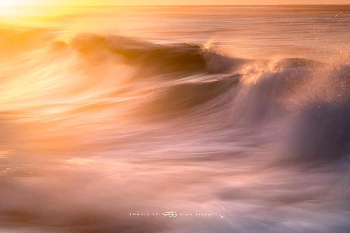 Sunrise at Sandy Beach, Honolulu, Hawaii Fuji XT2 | 1/4 sec. | f/7.1 | ISO 125 | Fujinon XF100-400mm f/4.5-5.6 R LM OIS WR Edited in Lightroom CC Copyright 2017 Ryan Sakamoto, All rights reserved