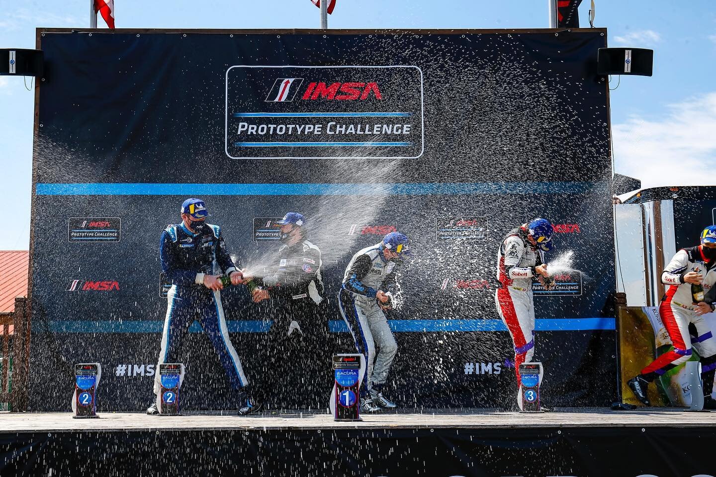 Coulda woulda shoulda! Clawed our way up to a podium finish after some trouble in pit lane resulted in us getting a drive through penalty. Onto Watkins Glen!

📸- @chrisgreenphotos