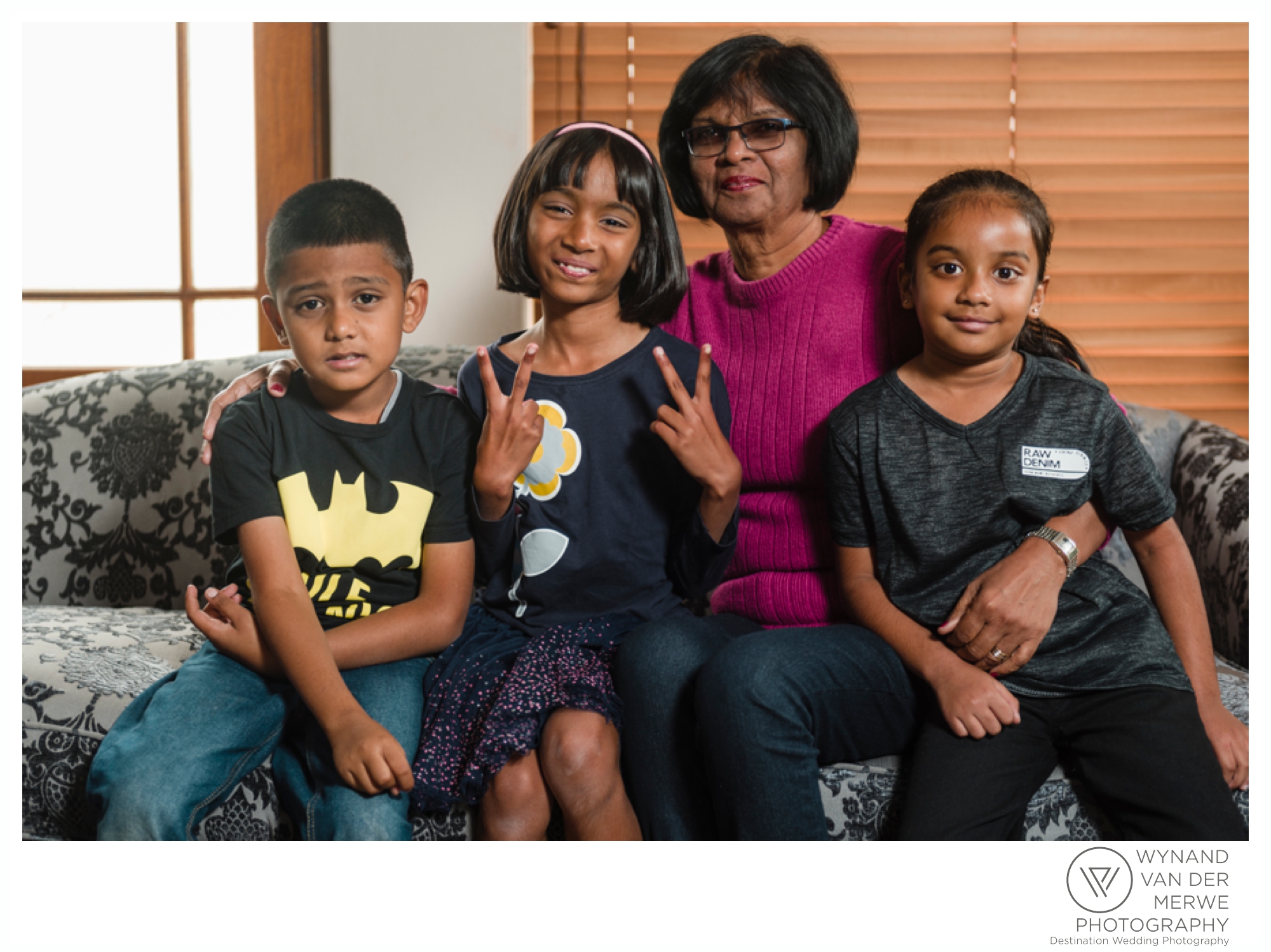 I had so much fun capturing the joy and energy of Linda and her family. Family photography on location, oh what fun.