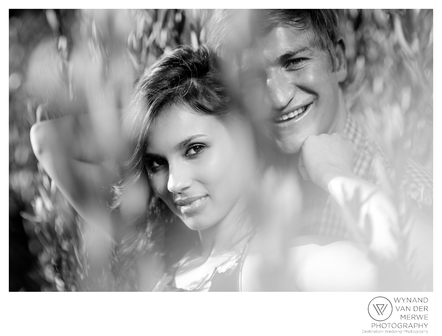 Tertius and Monique's beautiful engagement shoot at Harmonie Proteas