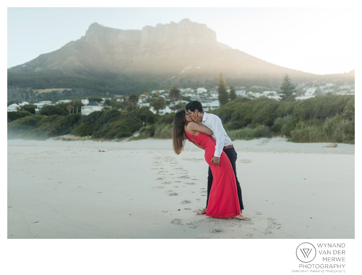 WvdM_engagementshoot_engaged_couple_prewedding_llandudno_cliftonbeach_beach_formal_southafrica_weddingphotographer_greernicolas-34.jpg