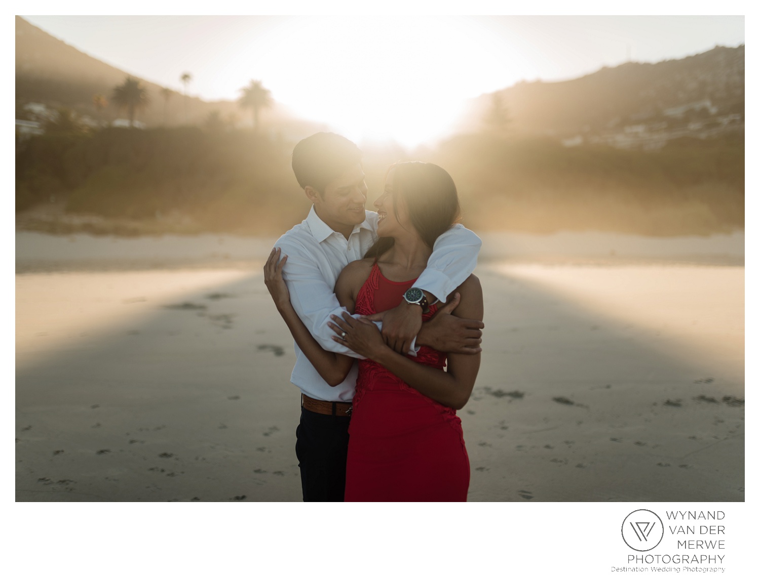 WvdM_engagementshoot_engaged_couple_prewedding_llandudno_cliftonbeach_beach_formal_southafrica_weddingphotographer_greernicolas-44.jpg