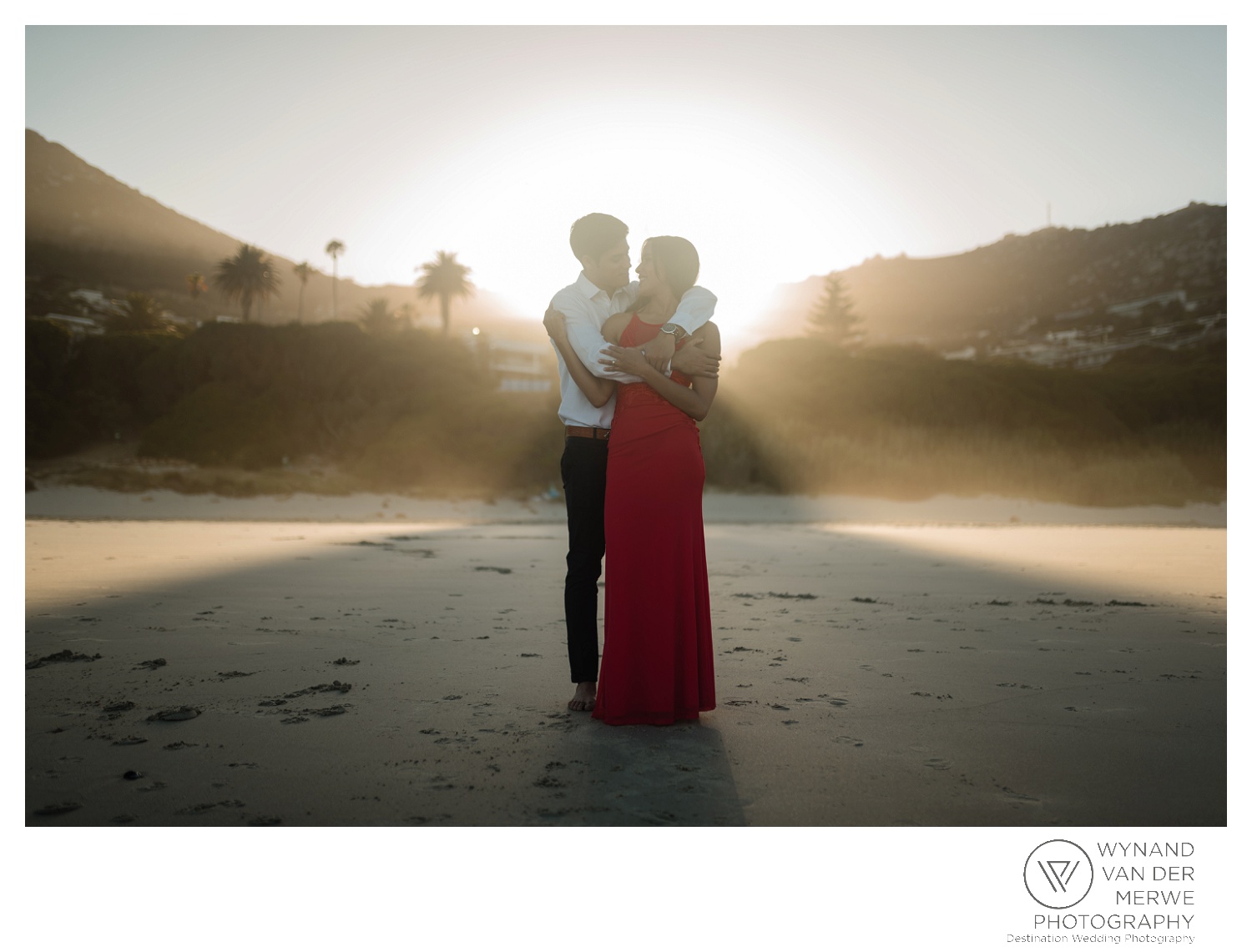 WvdM_engagementshoot_engaged_couple_prewedding_llandudno_cliftonbeach_beach_formal_southafrica_weddingphotographer_greernicolas-46.jpg