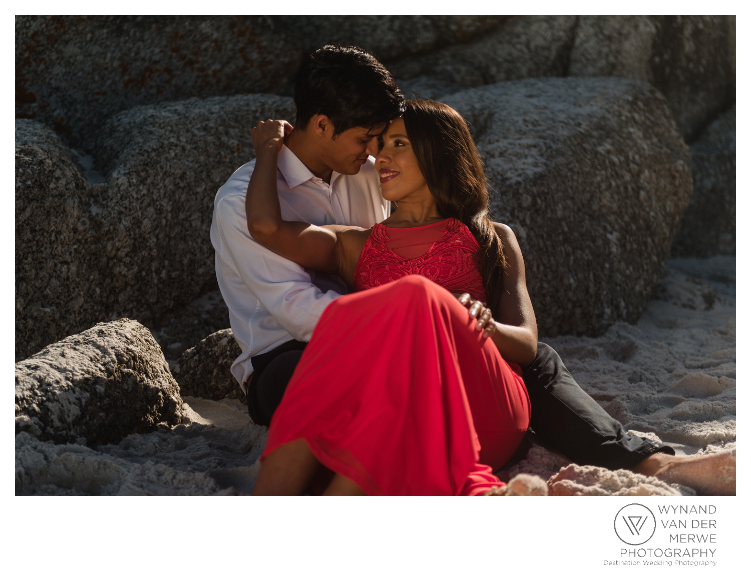 WvdM_engagementshoot_engaged_couple_prewedding_llandudno_cliftonbeach_beach_formal_southafrica_weddingphotographer_greernicolas-110.jpg