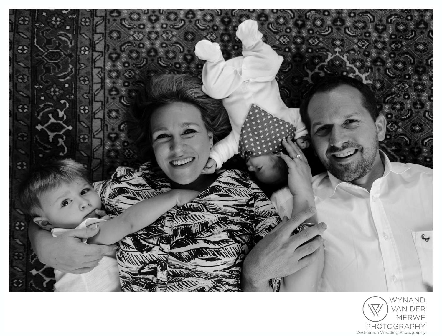 WynandvanderMerwe_weddingphotographer_familyshoot_lifestylesession_home_family_lizedeon_kids_2boys_babybrother_gauteng_southafrica-3.jpg