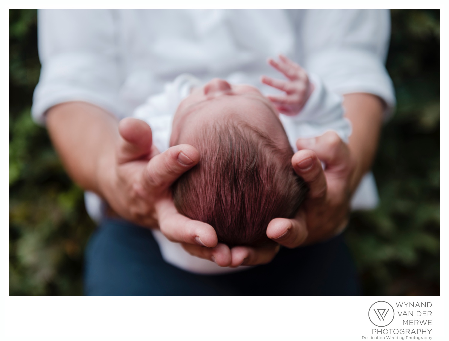 WynandvanderMerwe_weddingphotographer_familyshoot_lifestylesession_home_family_lizedeon_kids_2boys_babybrother_gauteng_southafrica-19.jpg