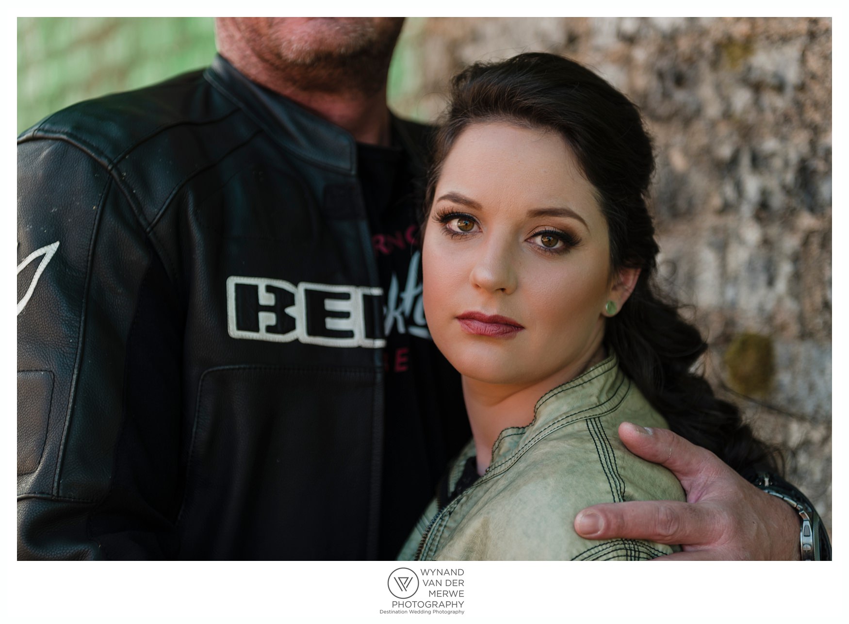 Chris & Marike eshoot in Maboneng