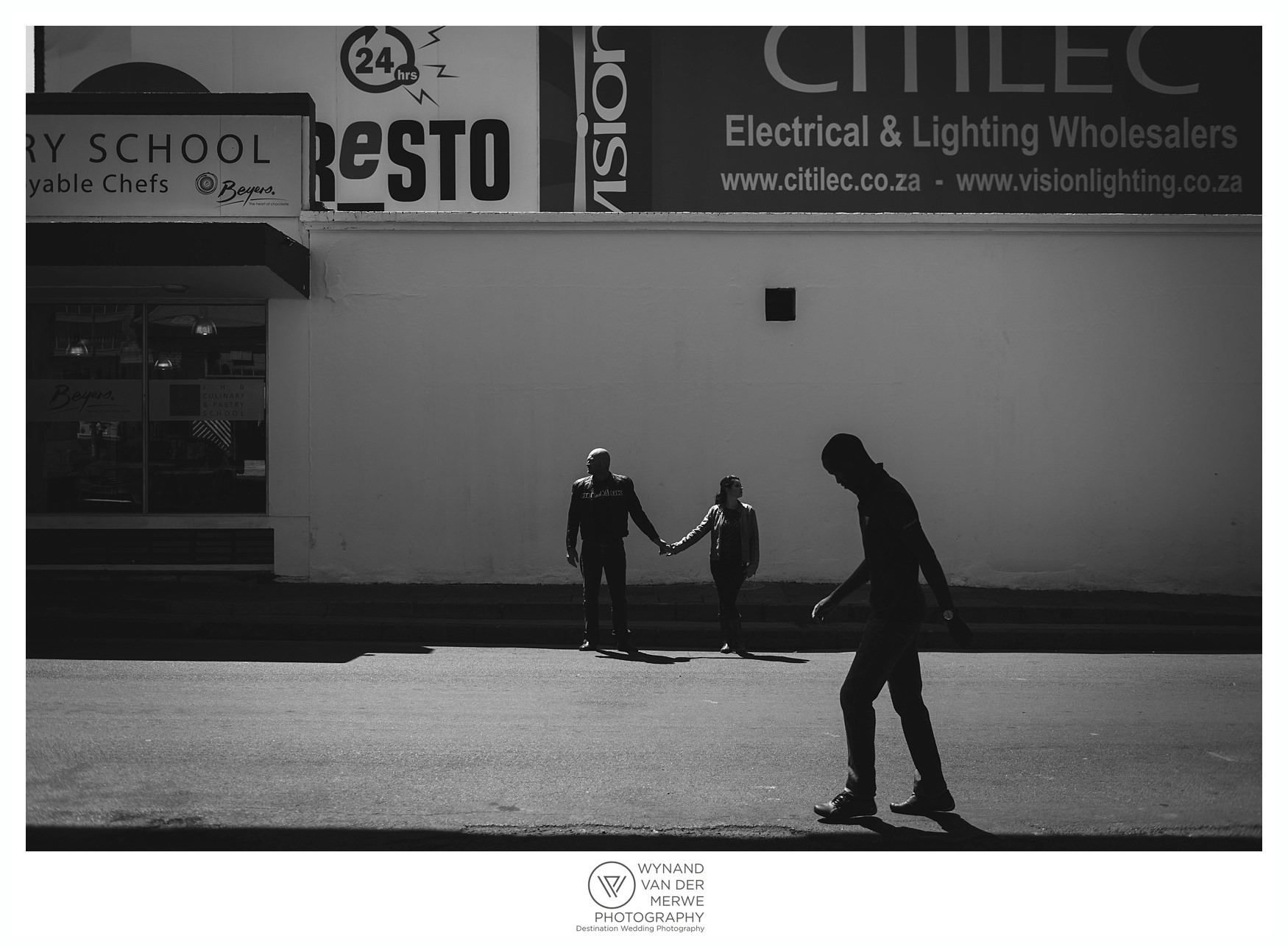 Chris & Marike eshoot in Maboneng