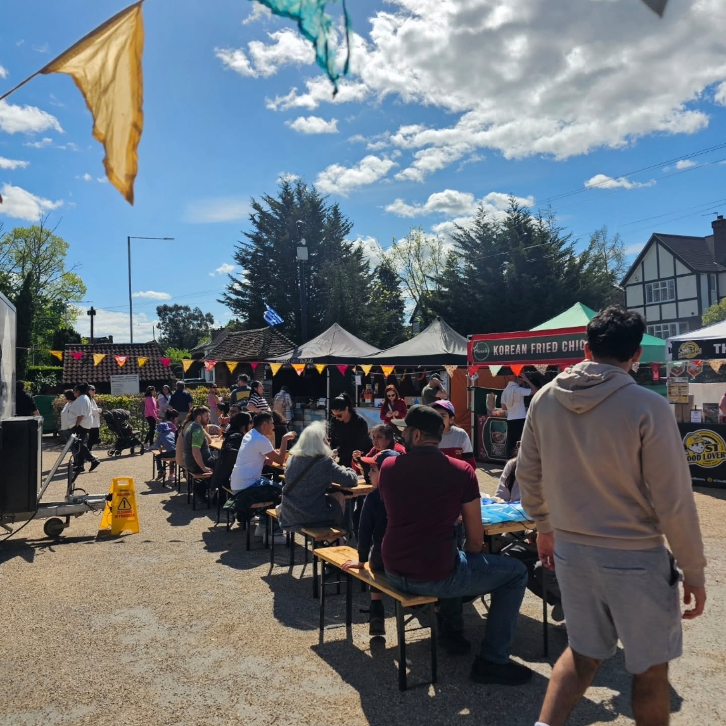 Ruislip Artisan Market in photos ✨️

#Ruislip #hillingdon #market #smallbusiness #artisanmarket