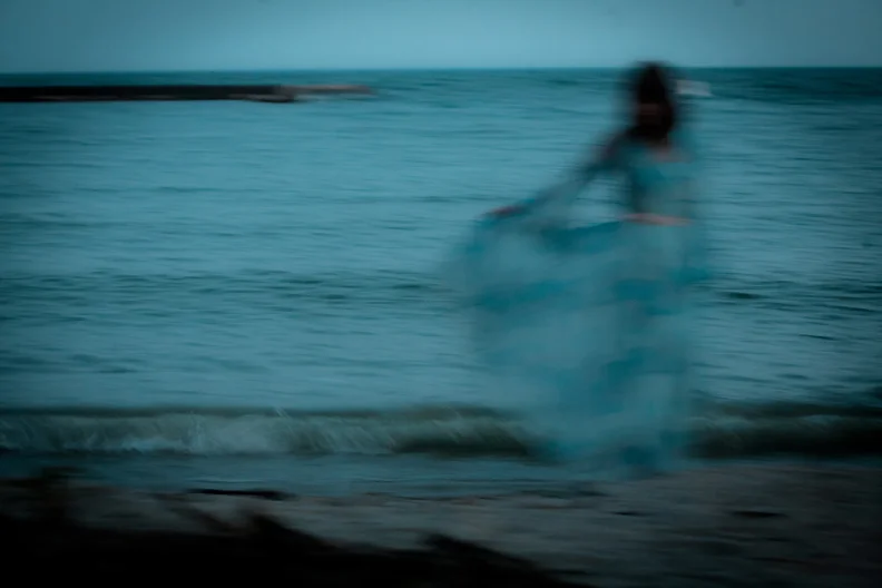 'Between You And The Sea' photo s hoot. Photo by Paula Wilson.