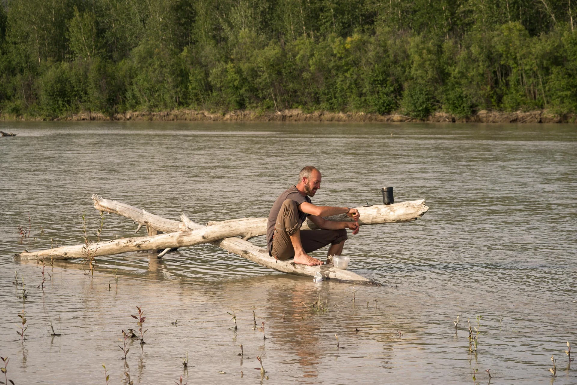 Lavando i “piatti” cercando di restare asciutto :)