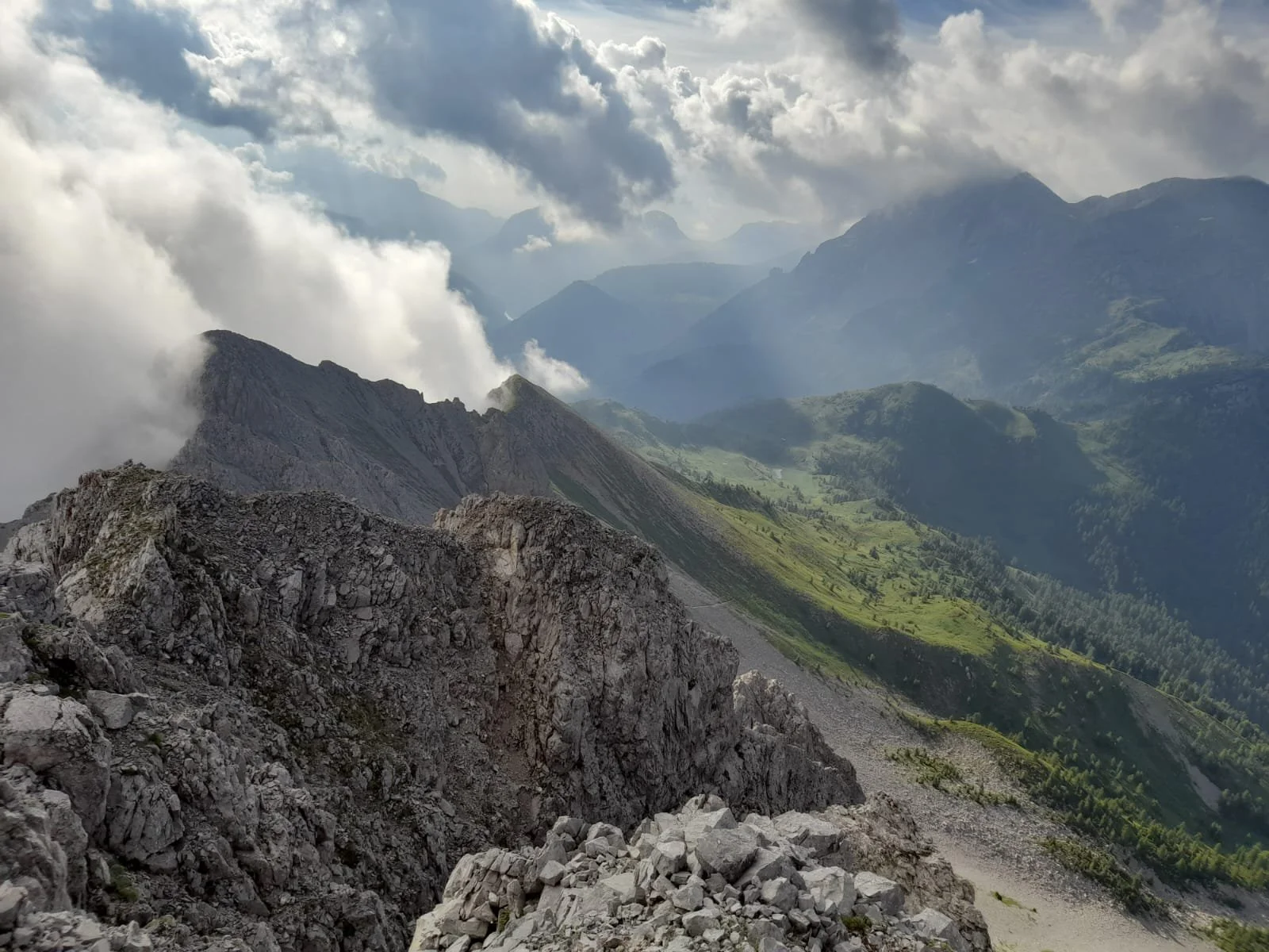 Crodon dei Puntioi e Cima Tiarfin Est